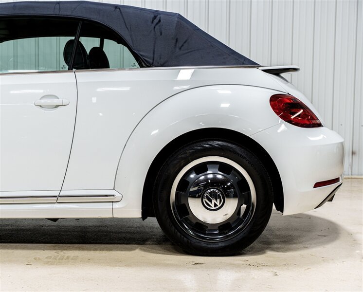 Used 2016 Volkswagen Beetle 1.8T Denim FWD image 4