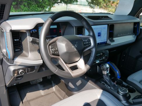 Certified 2024 Ford Bronco Big Bend image 4