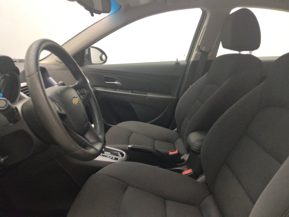Used 2016 Chevrolet Cruze LT FWD image 17