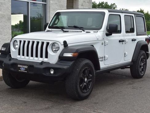 Used 2020 Jeep Wrangler Unlimited Sport S AWD/4WD image 15