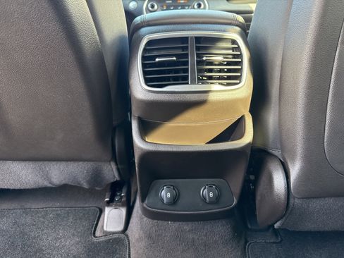 Used 2020 Hyundai Santa Fe SEL image 9