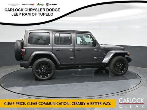 Used 2025 Jeep Wrangler Sahara w/ Safety Group AWD/4WD image 4
