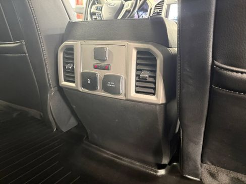 Used 2021 Ford F350 Lariat w/ Chrome Package AWD/4WD image 23