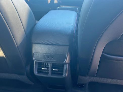 Used 2025 Chevrolet Equinox RS w/ Safety and Technology Package image 28