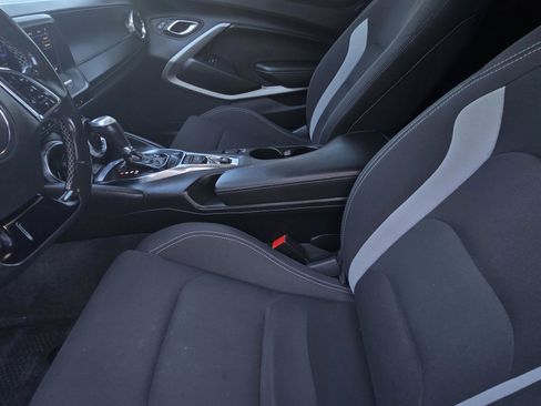 Used 2023 Chevrolet Camaro LT RWD image 11