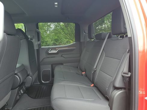 New 2026 Chevrolet Silverado 1500 LT AWD/4WD image 14
