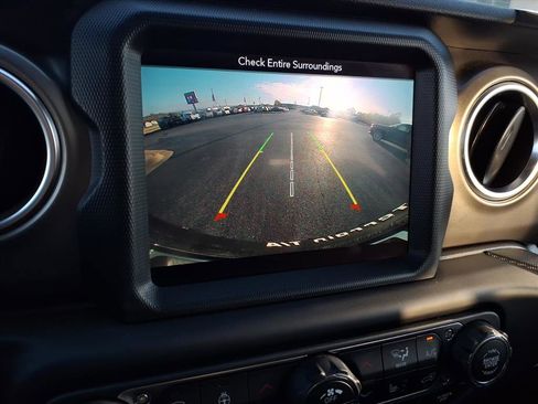 Used 2019 Jeep Wrangler Unlimited Rubicon image 20