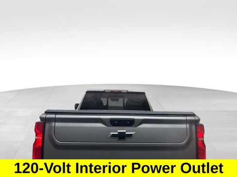 Certified 2024 Chevrolet Silverado 2500 ZR2 w/ Technology Package image 21
