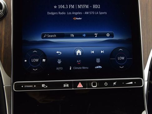 Used 2026 Mercedes-Benz GLC 300 image 27