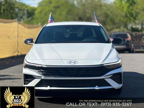 Used 2026 Hyundai Elantra Sport FWD image 2