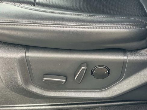 Certified 2024 Ford Expedition XLT image 22