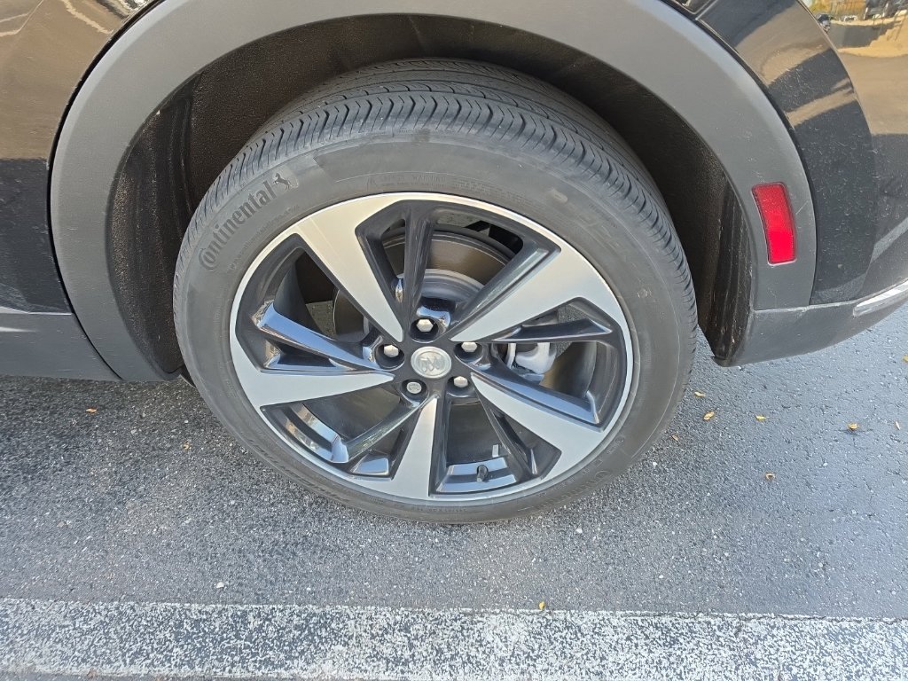 Used 2021 Buick Envision Essence FWD image 6