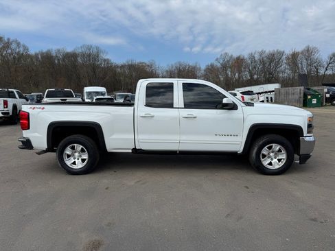 Used 2017 Chevrolet Silverado 1500 LT w/ Trailering Package AWD/4WD image 6