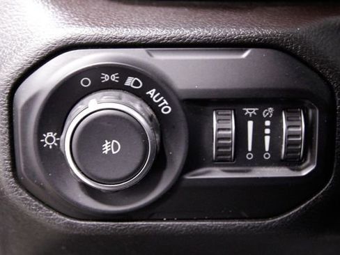 Used 2022 Jeep Wrangler Unlimited Rubicon image 24