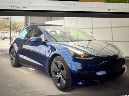 Used 2022 Tesla Model 3 Long Range AWD/4WD image 5