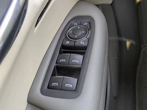 Used 2024 Cadillac XT6 Premium Luxury FWD image 33