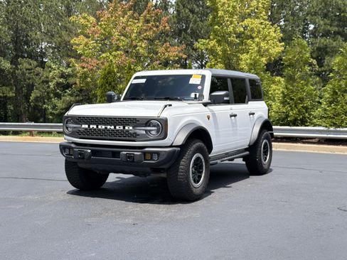 Used 2023 Ford Bronco Badlands AWD/4WD image 12