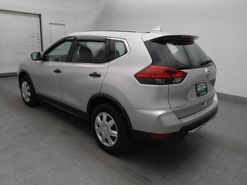 Used 2017 Nissan Rogue S AWD/4WD image 5