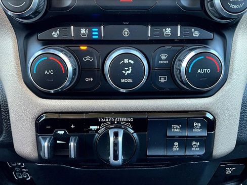Used 2022 RAM 1500 Laramie image 24
