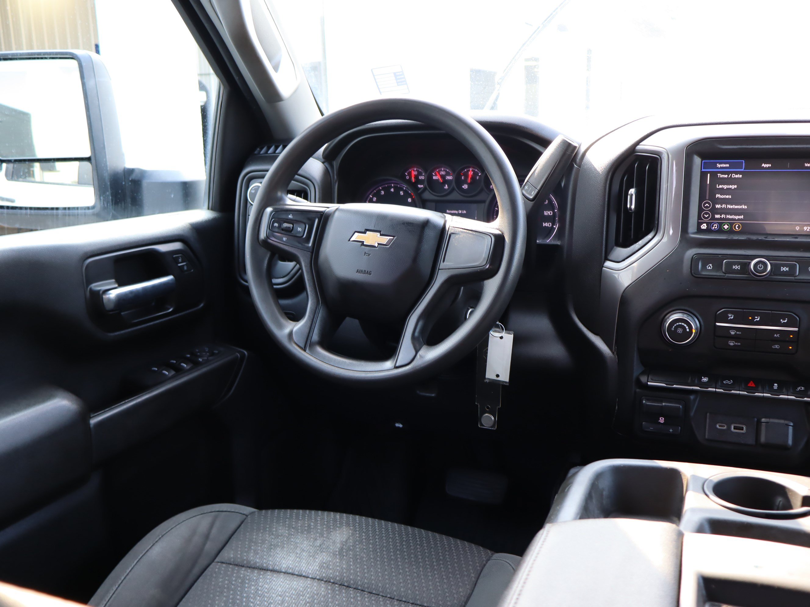 Used 2022 Chevrolet Silverado 2500 Custom w/ Custom Value Package AWD/4WD image 14