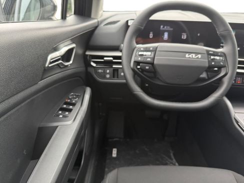 New 2027 Kia Sportage S FWD image 21