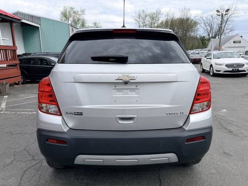 Used 2015 Chevrolet Trax LT w/ LT Plus Package FWD image 4