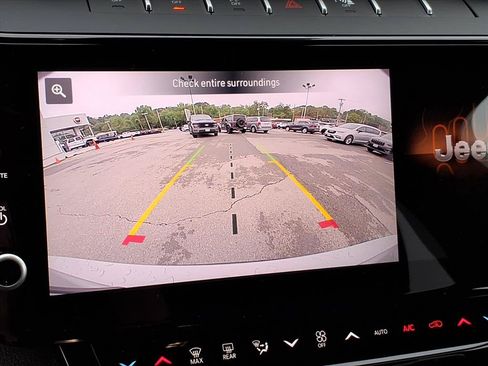New 2026 Jeep Grand Cherokee L 4WD image 30