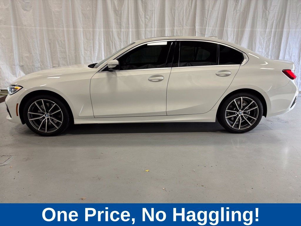 Used 2020 BMW 330i xDrive Sedan w/ Premium Package AWD/4WD image 4