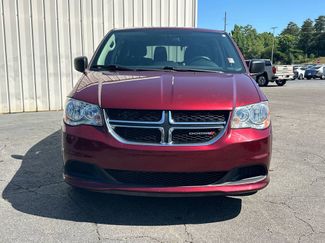 Used 2018 Dodge Grand Caravan SE FWD video 2