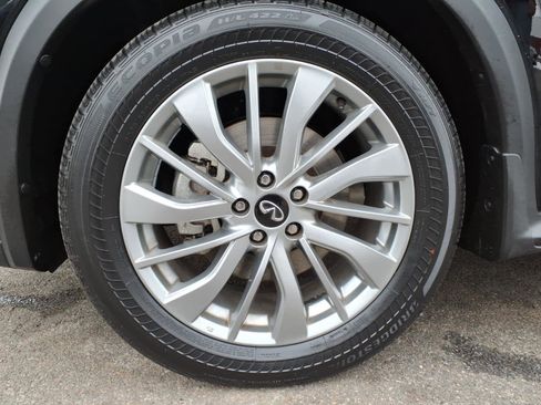 Certified 2023 INFINITI QX50 Luxe image 7