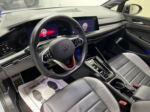 Used 2024 Volkswagen GTI SE FWD image 18