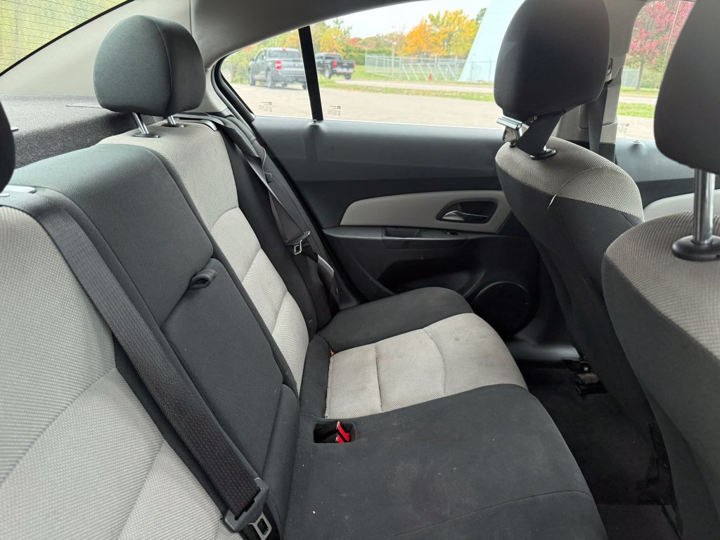 Used 2012 Chevrolet Cruze LS w/ Connectivity Package FWD image 9