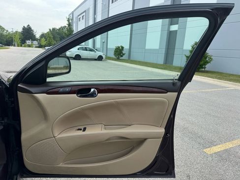 Used 2008 Buick Lucerne CXL w/ Driver Confidence Package image 23