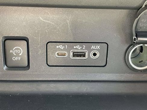 Used 2025 Nissan Sentra SV FWD image 20