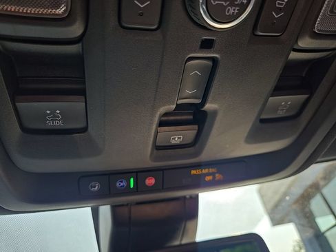 Used 2021 GMC Yukon SLT w/ SLT Premium Package AWD/4WD image 74