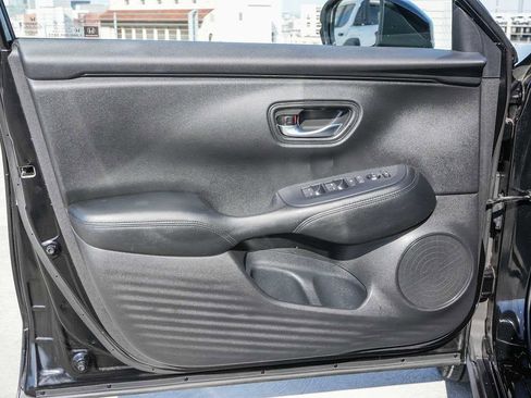 Used 2025 Honda HR-V LX image 22