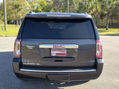 Used 2017 GMC Yukon XL Denali w/ Open Road Package image 3
