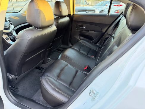 Used 2016 Chevrolet Cruze LT w/ Enhanced Safety Package FWD image 31