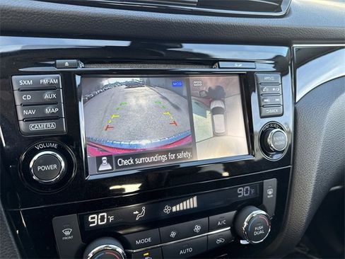 Used 2018 Nissan Rogue Sport SL w/ SL Premium Package image 22