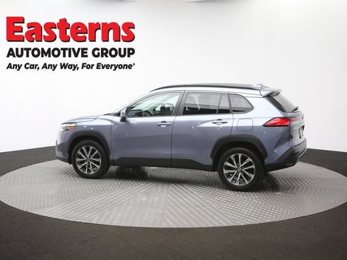 Used 2022 Toyota Corolla Cross XLE w/ Convenience Package AWD/4WD image 62