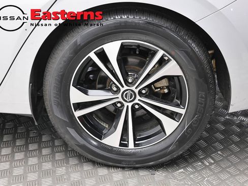 Used 2022 Nissan Sentra SV FWD image 8