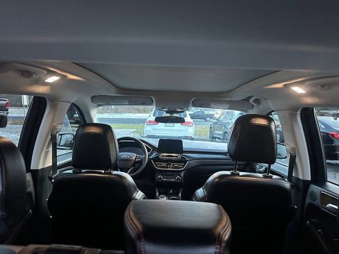 Used 2022 Ford Escape SEL w/ SEL Stealth AWD Package image 30