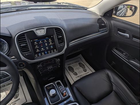 Used 2023 Chrysler 300 Touring L w/ Popular Equipment Group RWD image 26