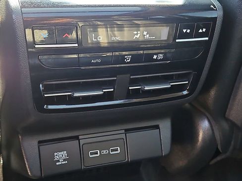 Used 2024 Acura MDX FWD image 14