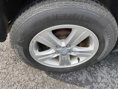 Used 2019 Chevrolet Trax LT FWD image 34