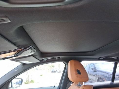 Used 2024 BMW 330e w/ Convenience Package RWD image 18