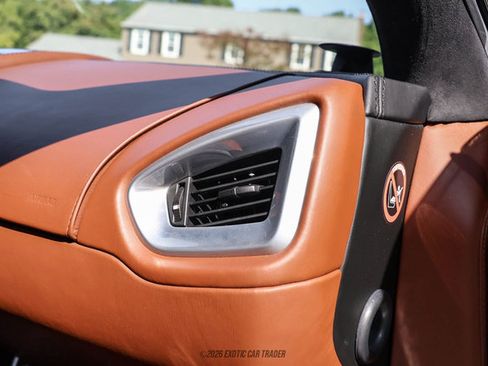 Used 2015 Aston Martin Vanquish Coupe RWD image 31