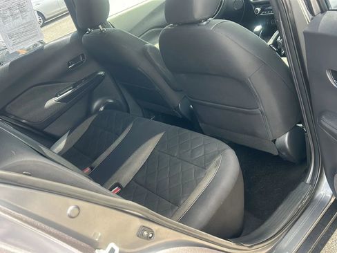 Used 2019 Nissan Kicks SV FWD image 15