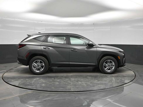 New 2026 Hyundai Tucson SE AWD/4WD image 9