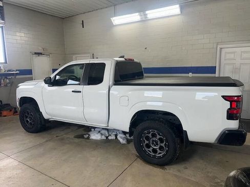 Used 2022 Nissan Frontier S w/ Technology Package image 5